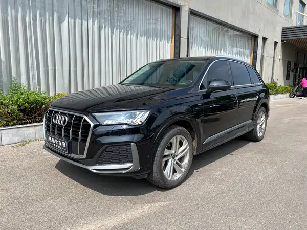 Audi Q7 2021