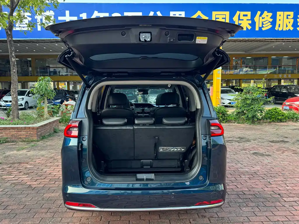 GAC Trumpchi M6 2022 — фото 25