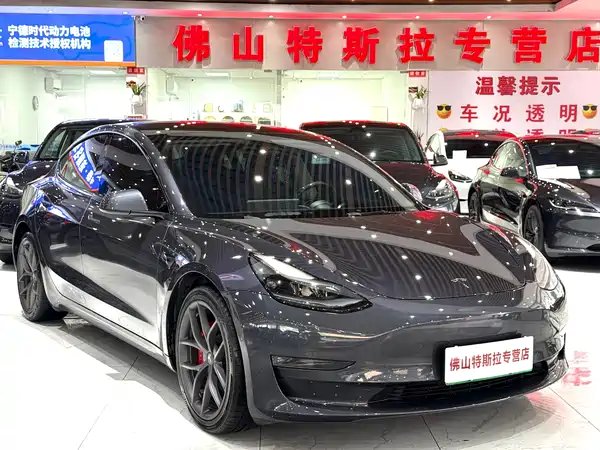 Tesla Model 3 2023
