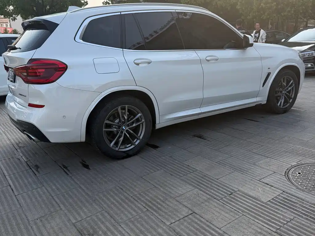 BMW X3 2021 — фото 4