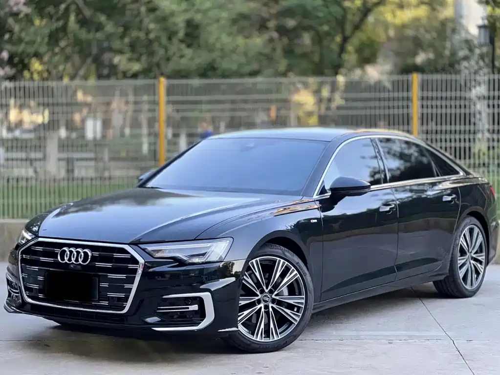 Audi A6L 2024 — фото 1