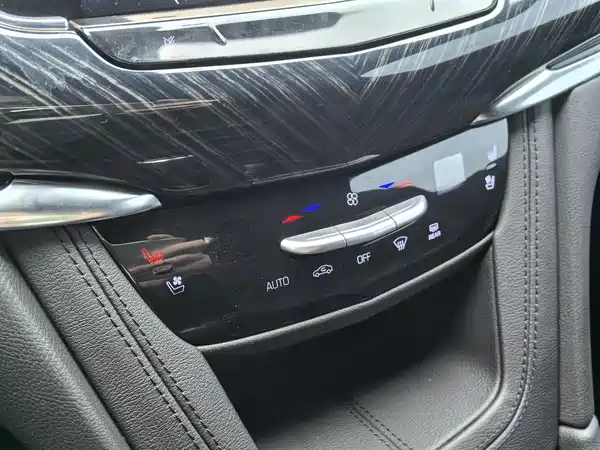 Cadillac XT6 2022