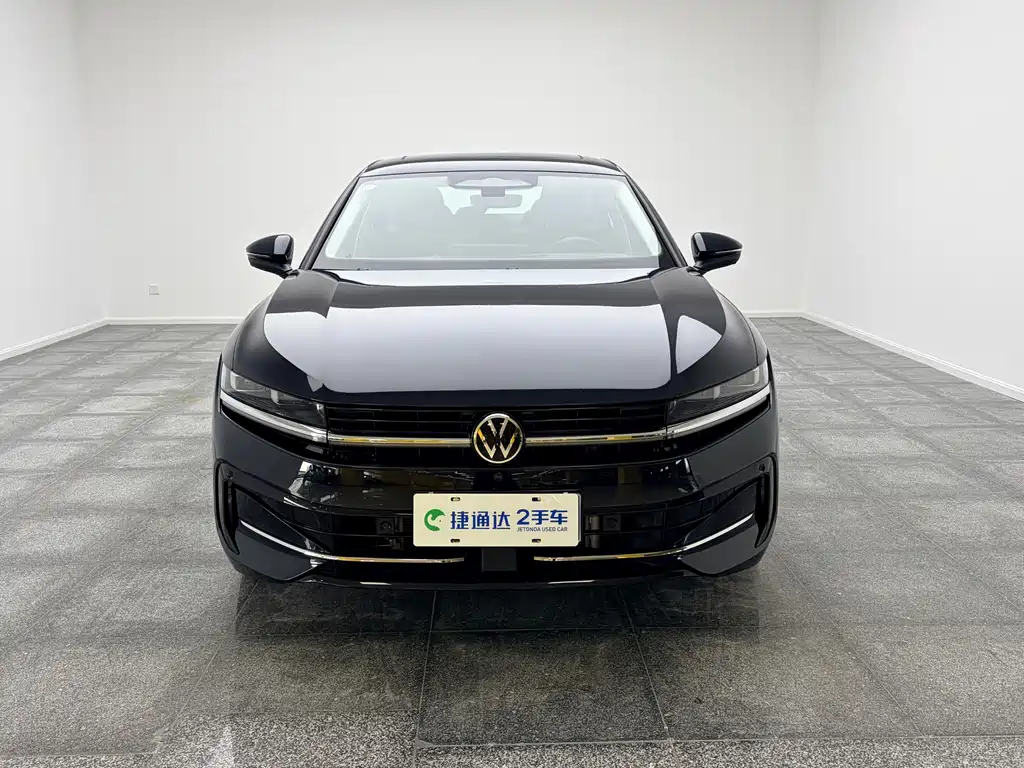 Volkswagen Magotan 2024
