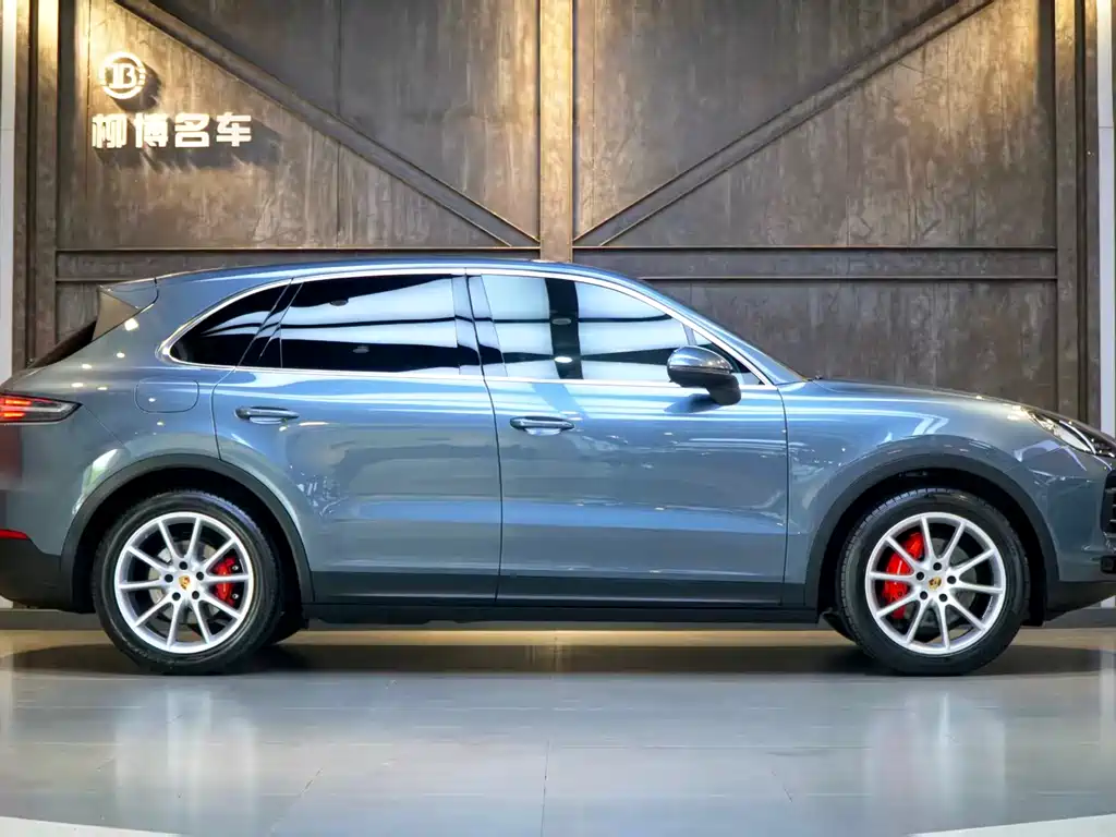 Porsche Cayenne 2019 — фото 5