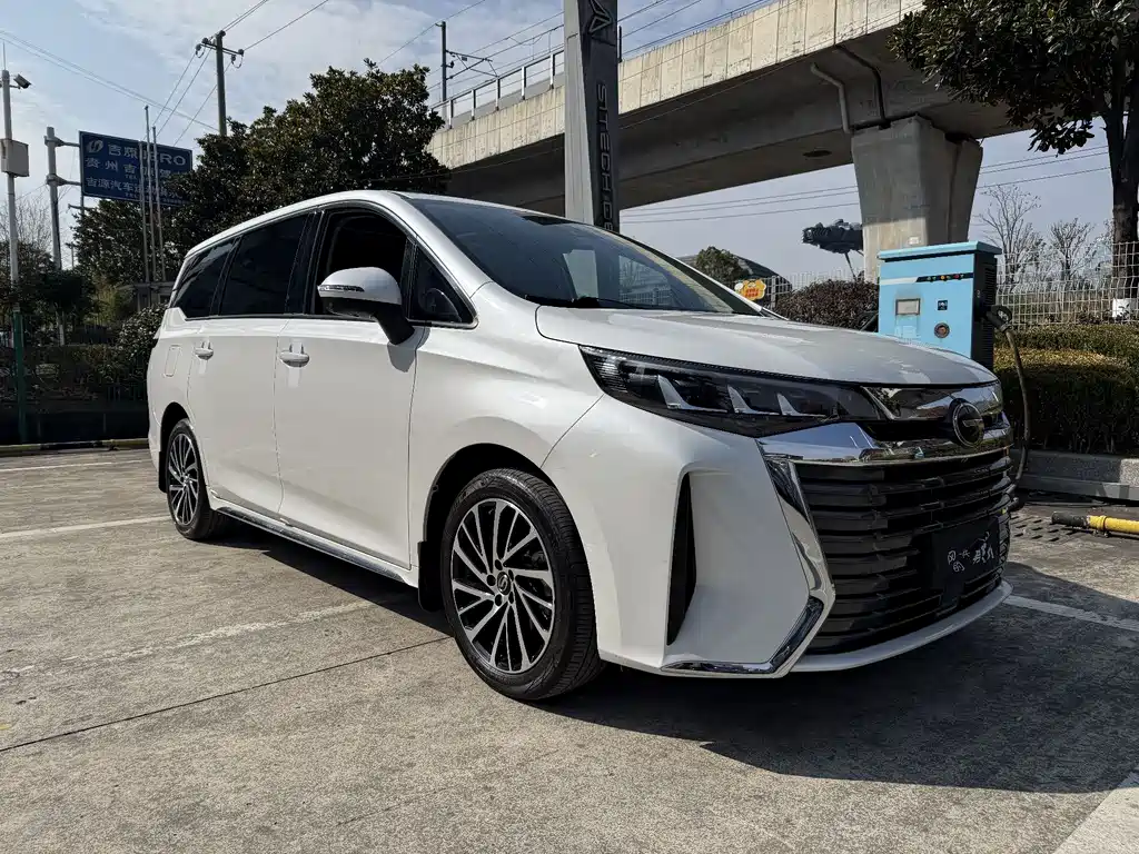 GAC Motor Trumpchi M6 2024 — фото 3