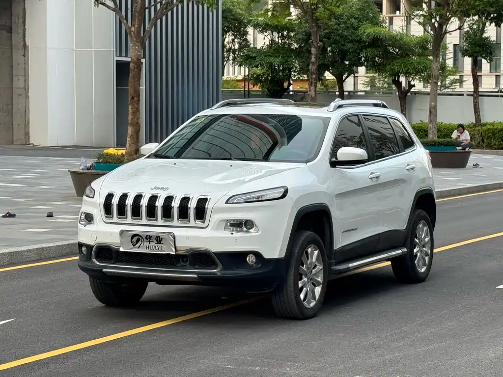 Jeep Cherokee 2015