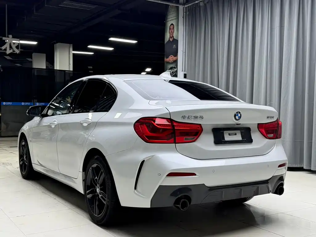 BMW 1 Series 2023