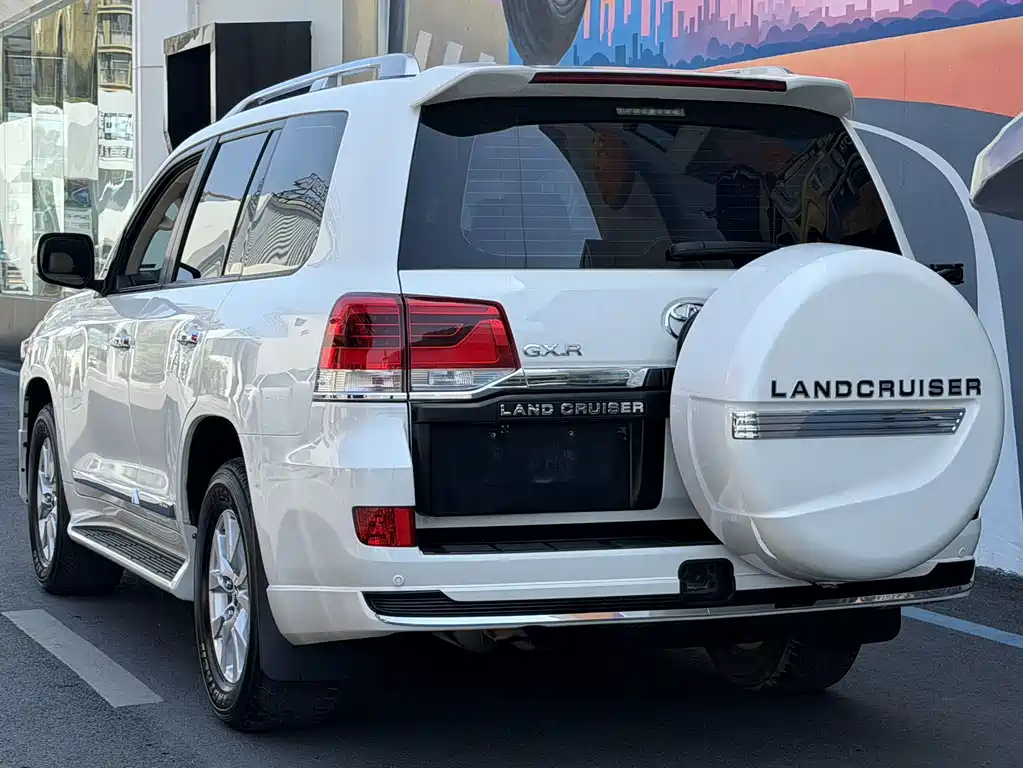 Toyota Land Cruiser 2018 — фото 5