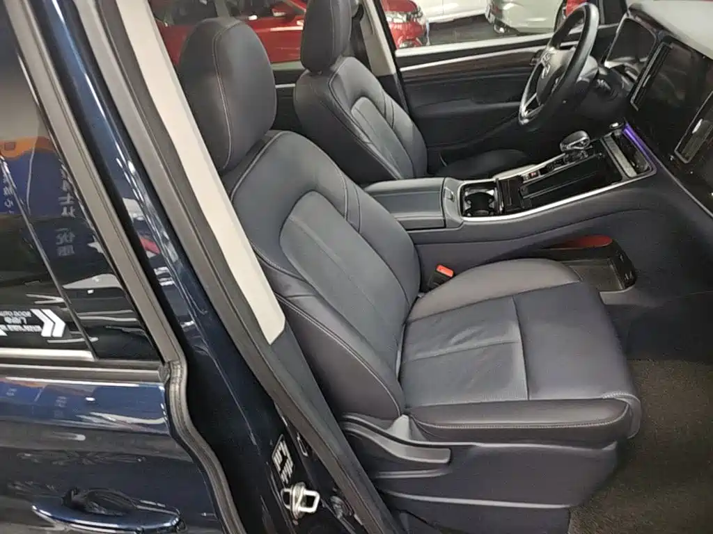 GAC Motor Trumpchi M8 2021 — фото 25