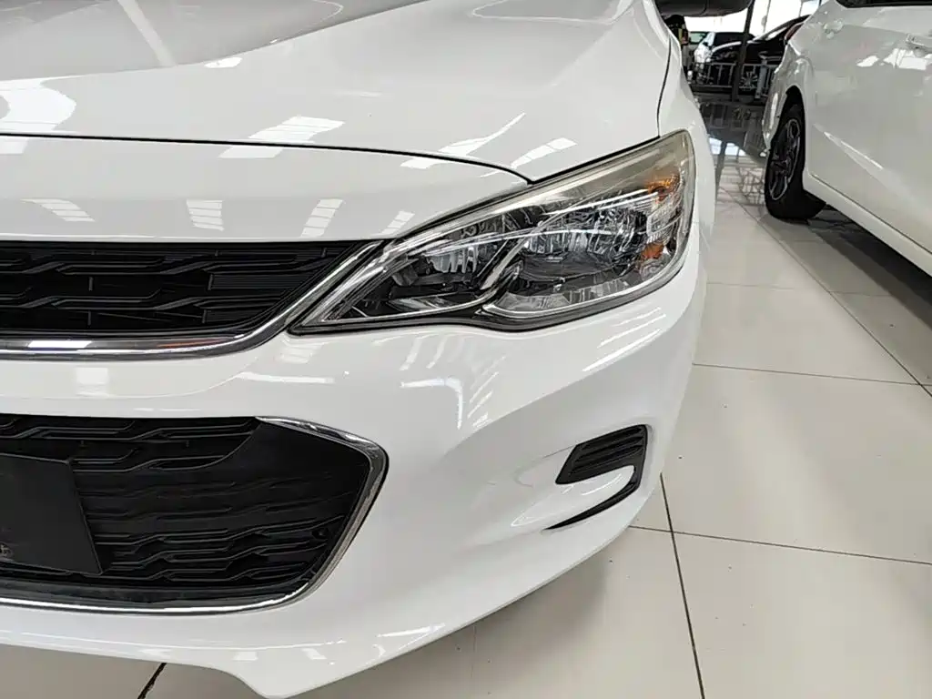 Chevrolet Cavalier 2019 — фото 24
