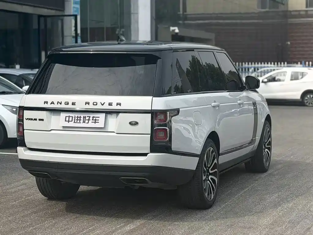 Land Rover Range Rover 2018 — фото 4