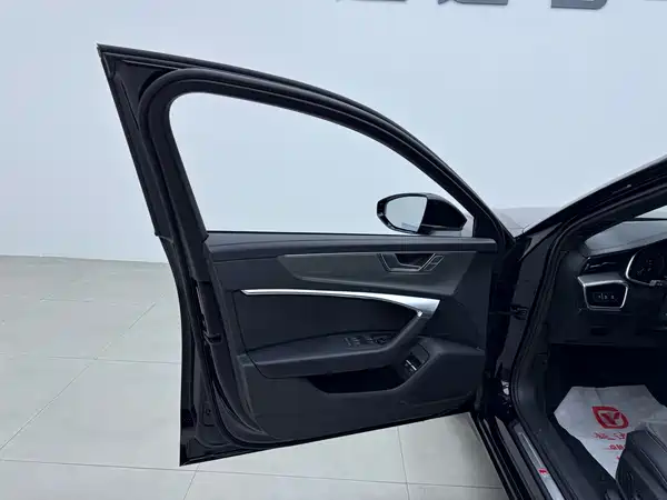 Audi A6L New Energy 2023