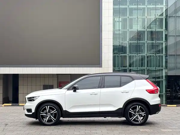 Volvo XC40 2020