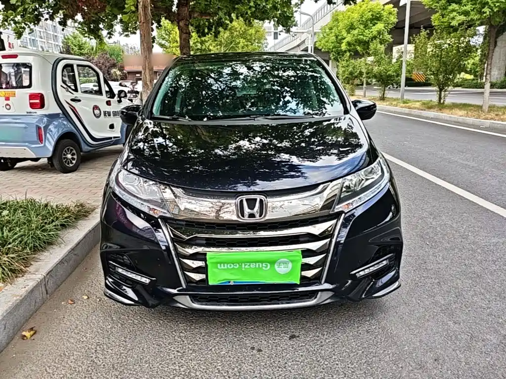 Honda Odyssey 2021 — фото 3