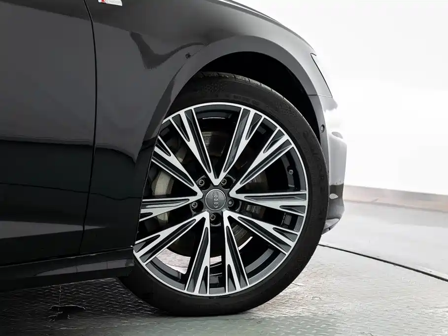 Audi A6L 2021 — фото 21