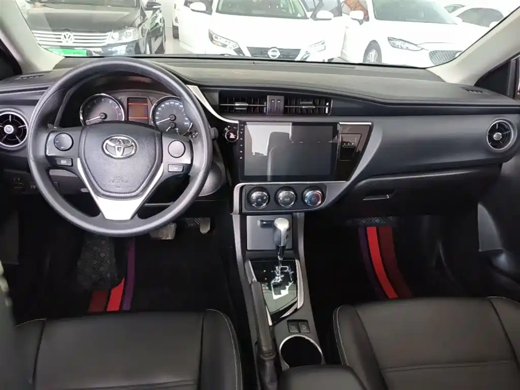Toyota Corolla 2019 — фото 10