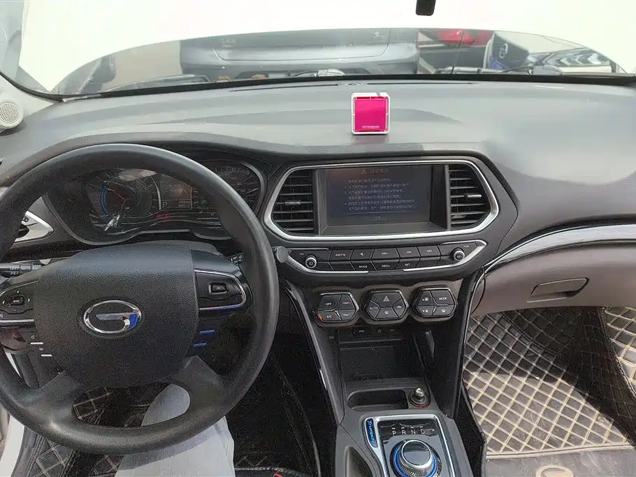 GAC Motor GS4 Hybrid 2018 — фото 12