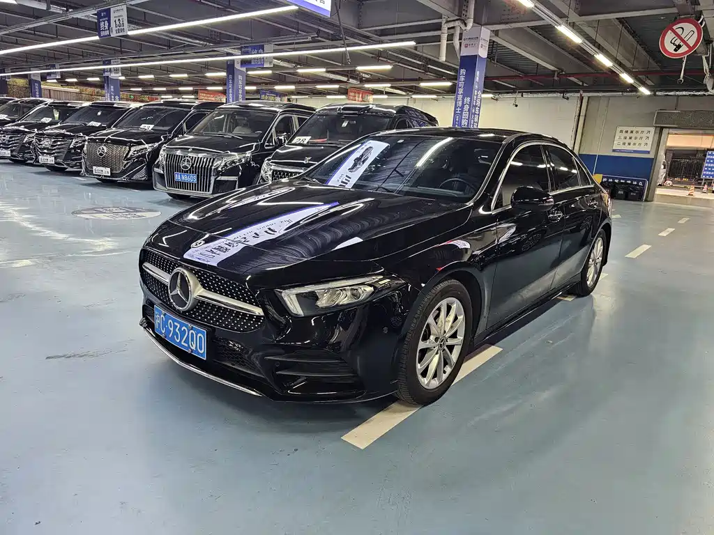 Mercedes-Benz A-Class 2022 — фото 1