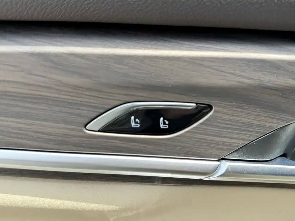 Geely Xingyue L 2025 — фото 18