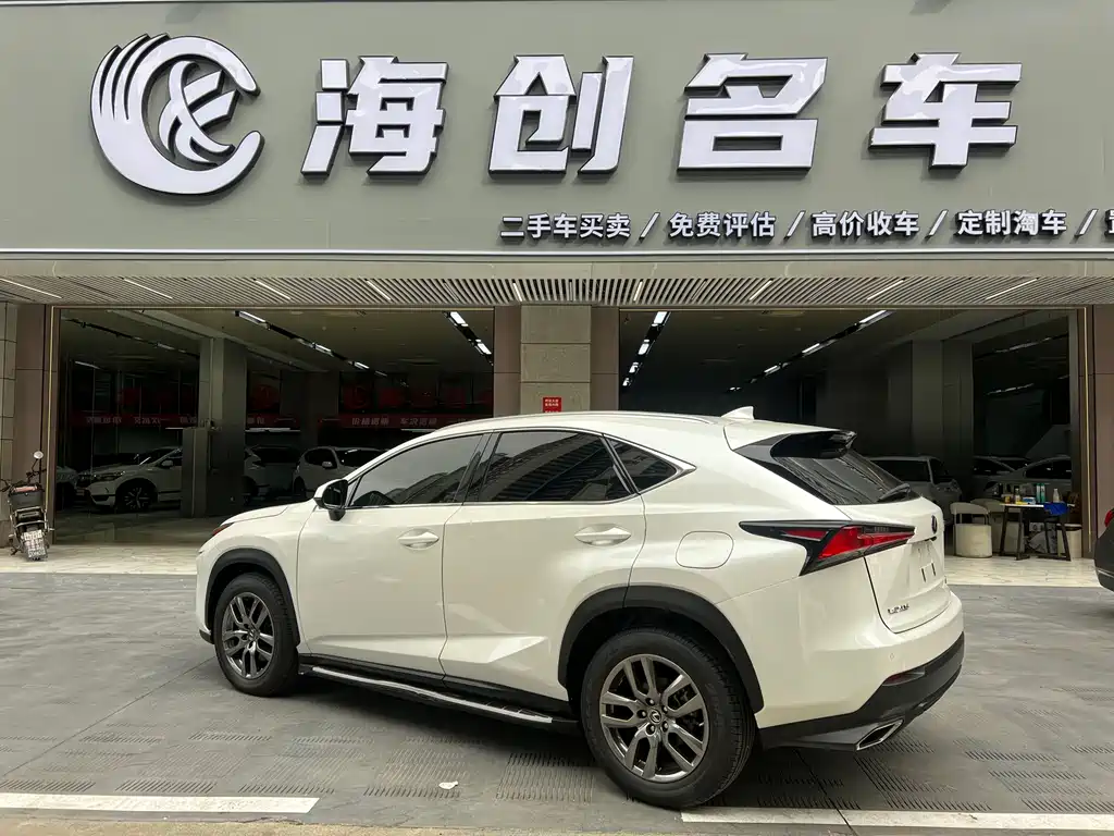 Lexus NX 2018 — фото 2