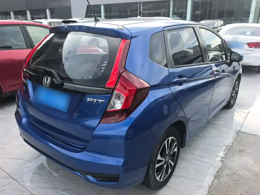 Honda Fit 2018 — фото 7