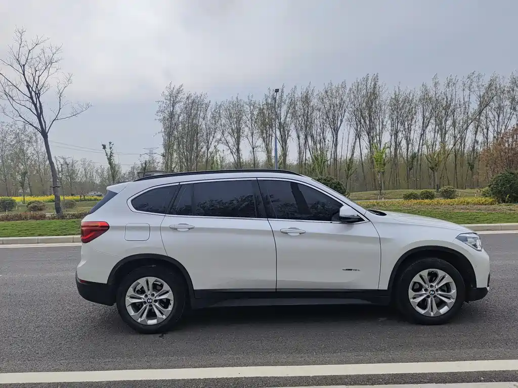 BMW X1 2017 — фото 10