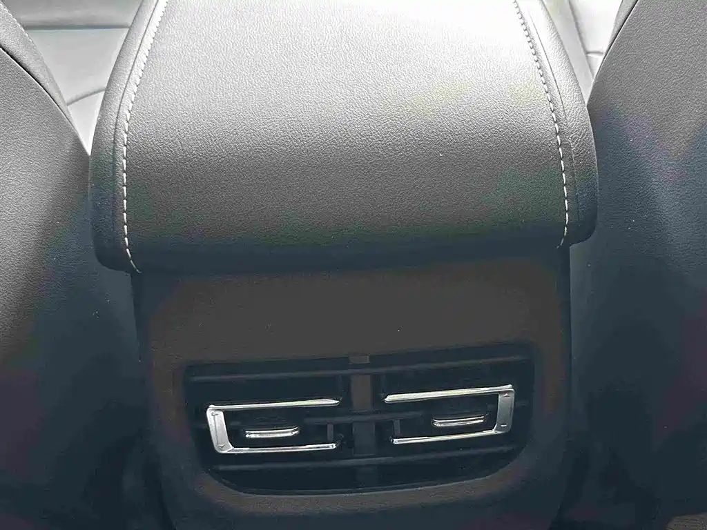 Haval M6 2021 — фото 16