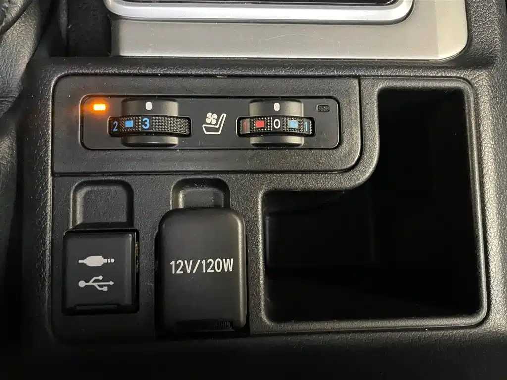 Toyota Prado 2019 — фото 25