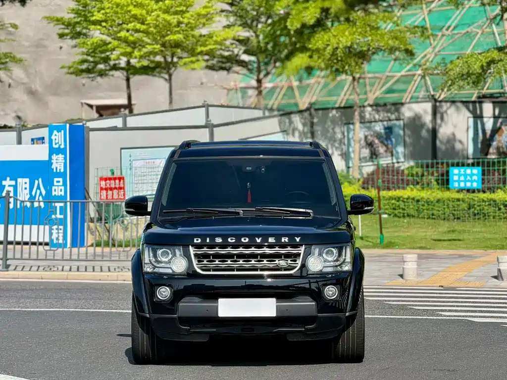 Land Rover Discovery 2014 — фото 2