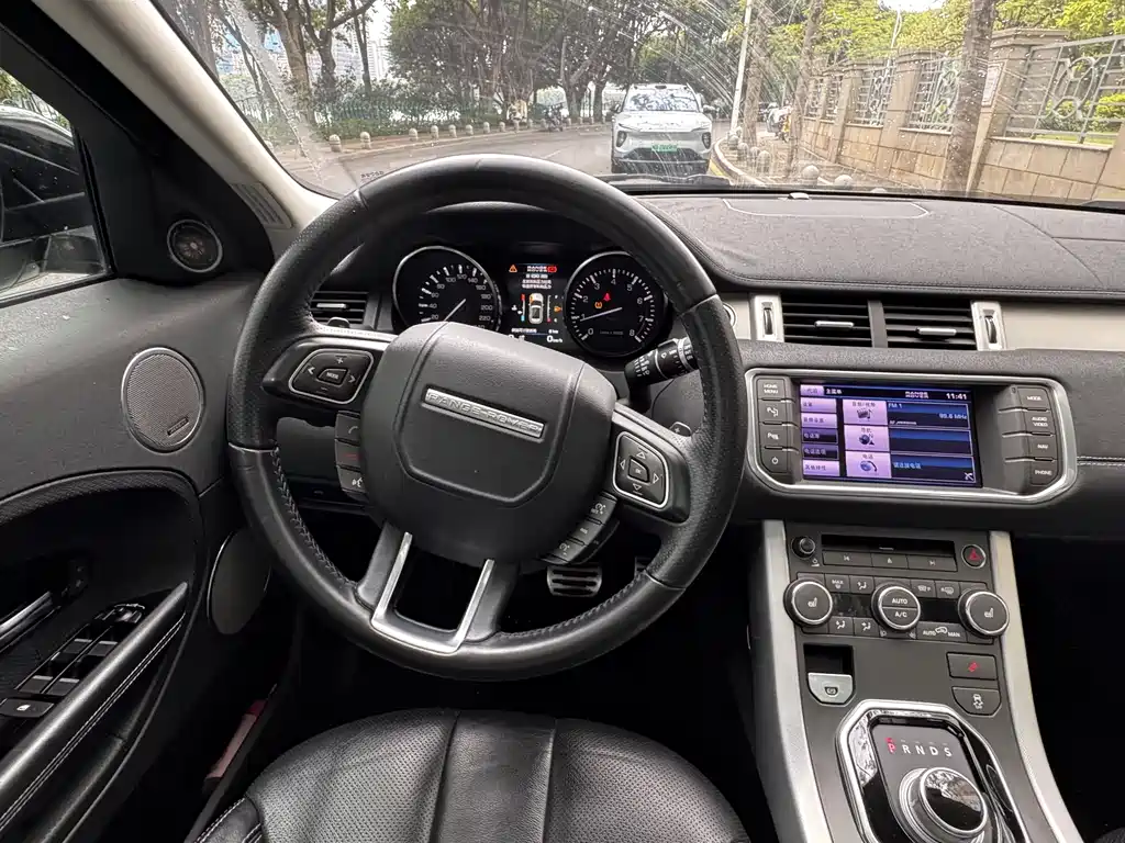 Land Rover Evoque 2013 — фото 9