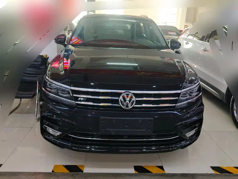 Volkswagen Tiguan L Plug-In Hybrid 2020 — фото 2