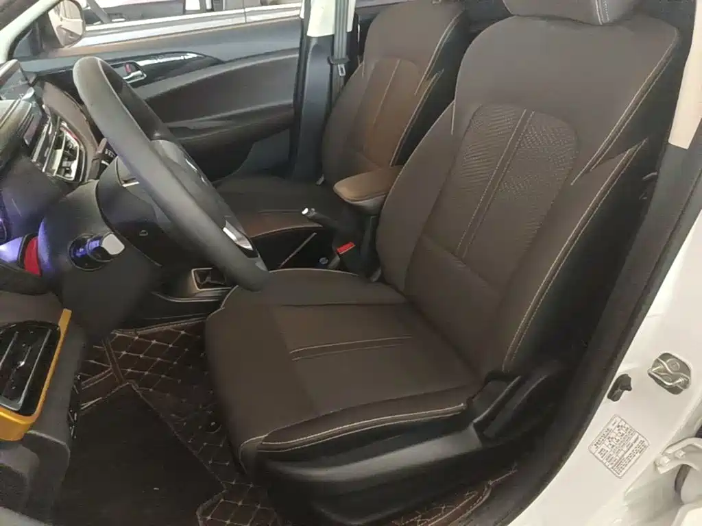Changan Eado DT 2021 — фото 15