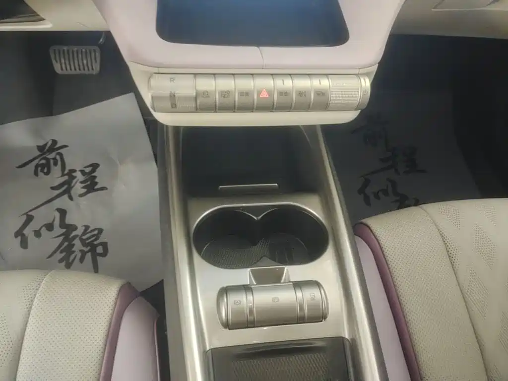 BYD Dolphin 2024 — фото 14