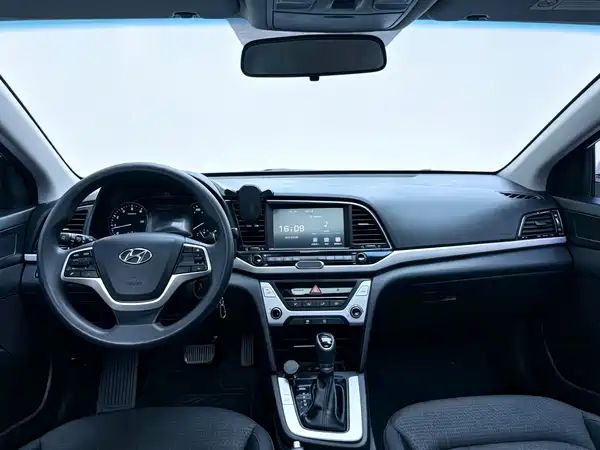 Hyundai Celesta 2018
