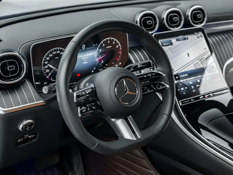 Mercedes-Benz GLC 2023 — фото 18