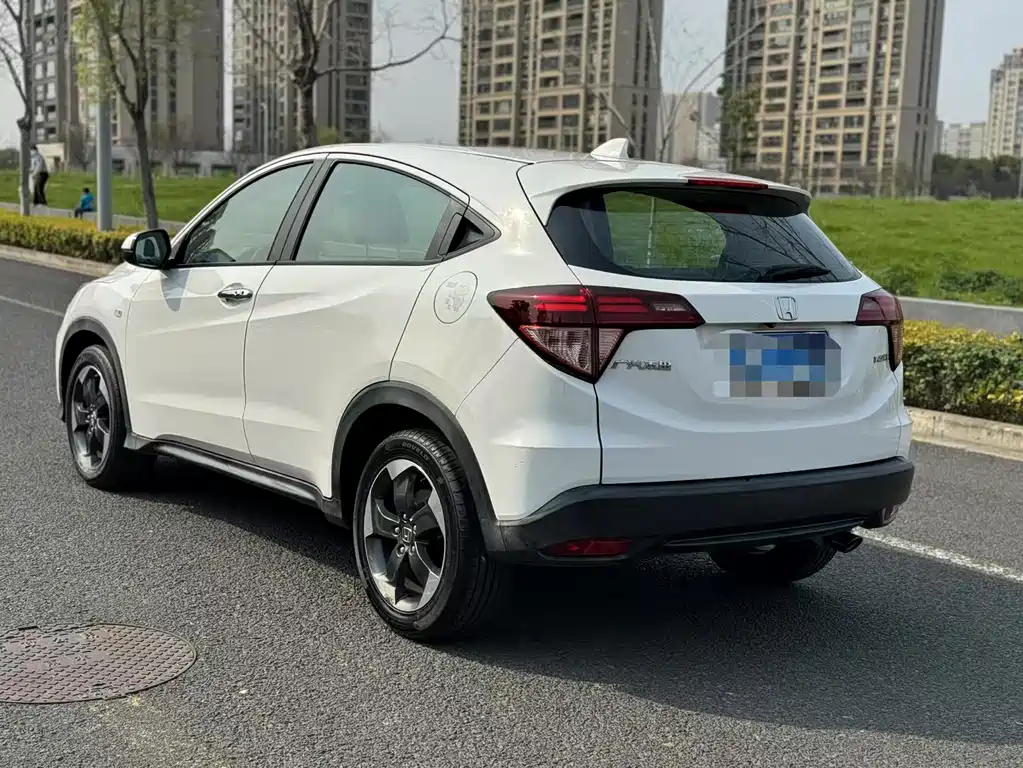 Honda Vezel 2017 — фото 8
