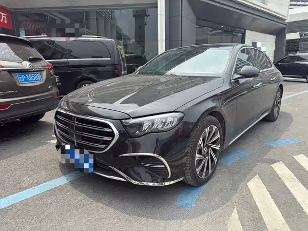 Mercedes-Benz E-Class 2025