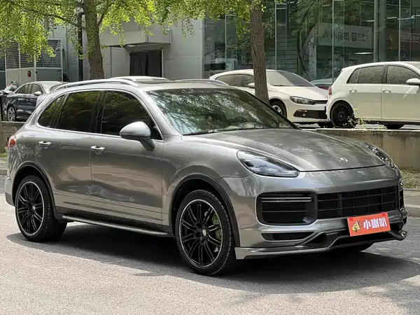 Porsche Cayenne 2015