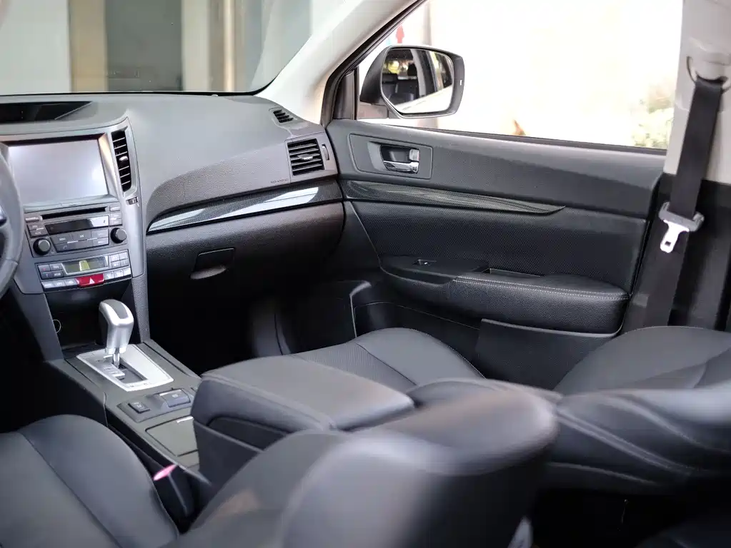 Subaru Outback 2014 — фото 50