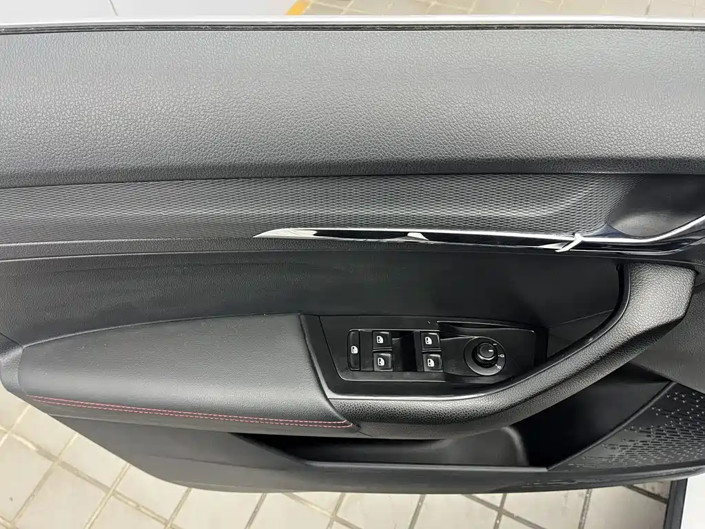 Skoda Kamiq 2022 — фото 15