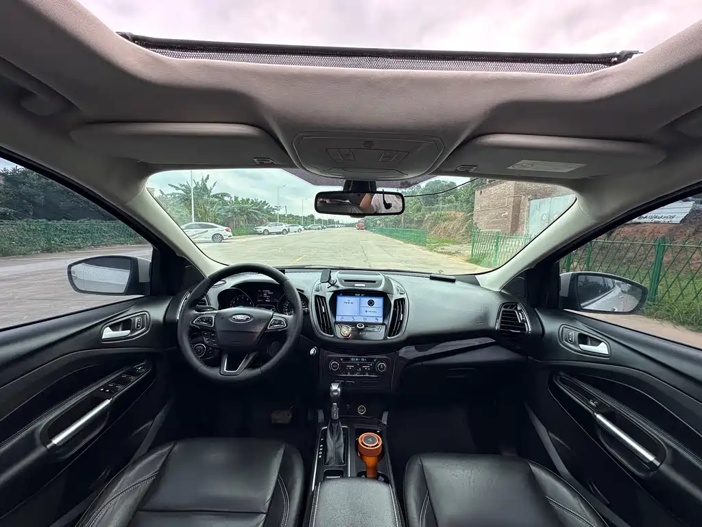 Ford Kuga 2017 — фото 6