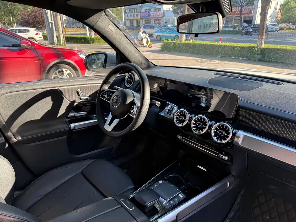 Mercedes-Benz GLB 2022 — фото 10