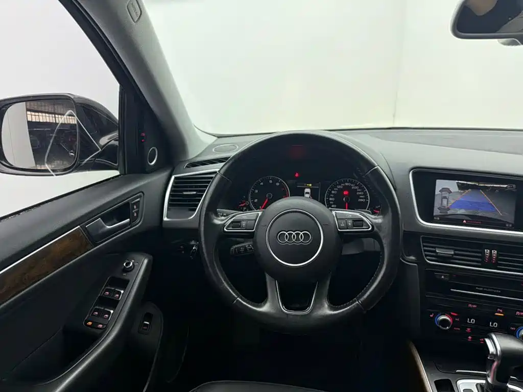 Audi Q5 2017 — фото 17