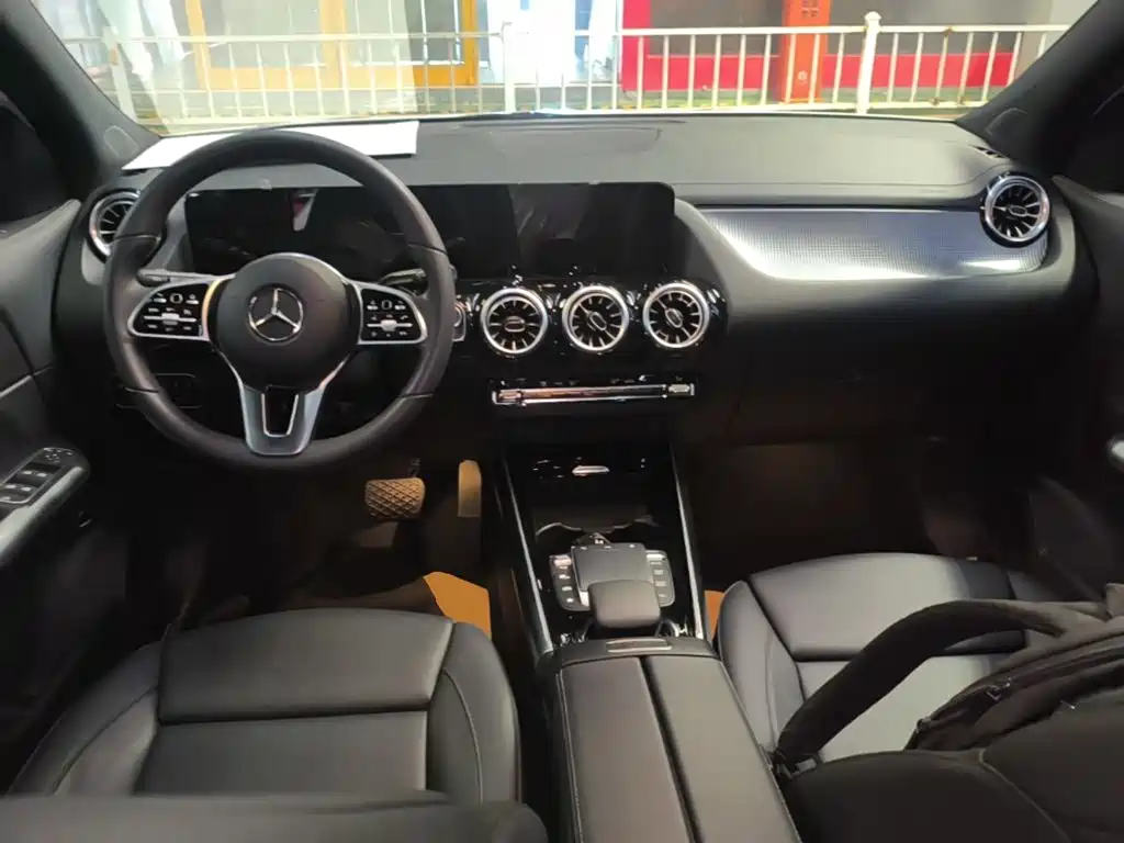 Mercedes-Benz GLA 2021 — фото 10