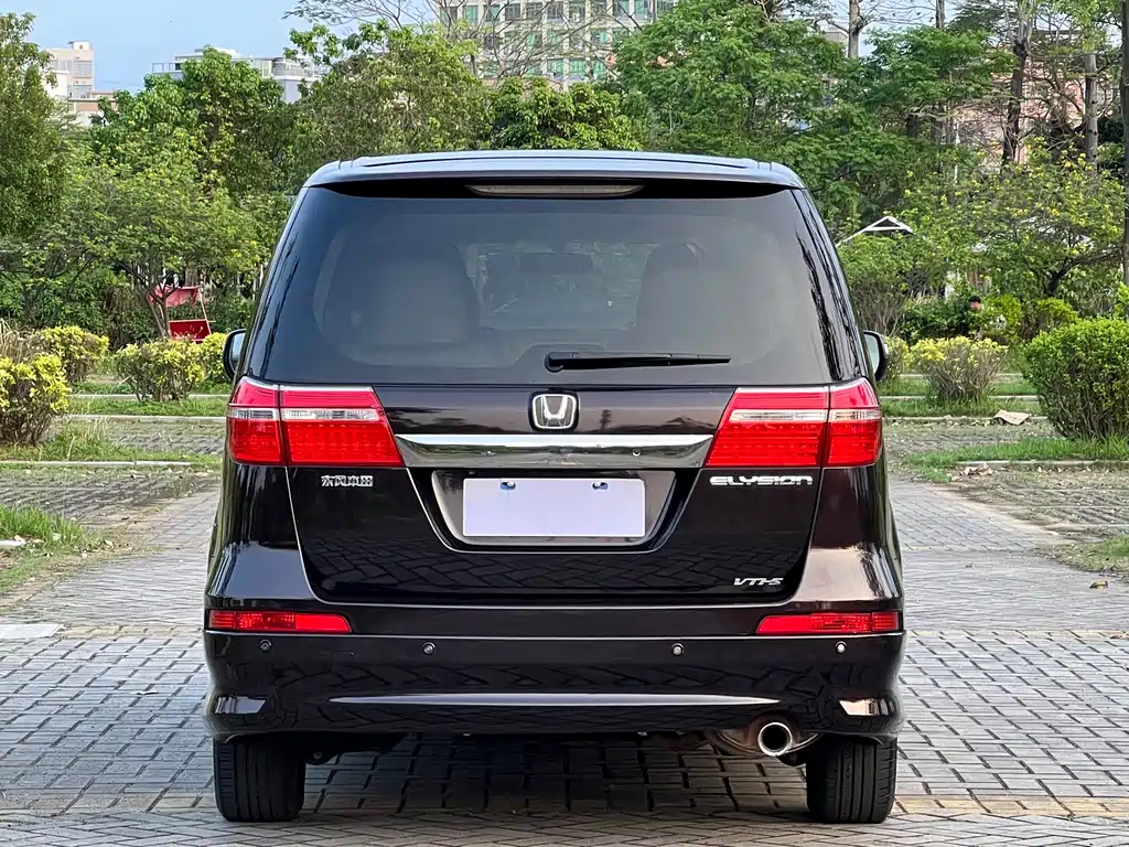 Honda Elysion 2015 — фото 5