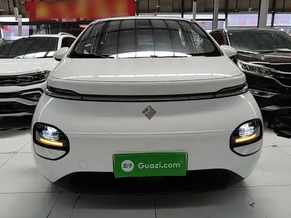Baojun Yunduo 2023