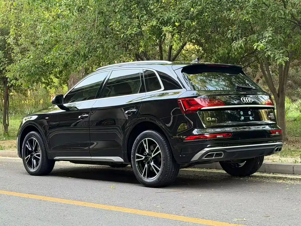 Audi Q5L 2023