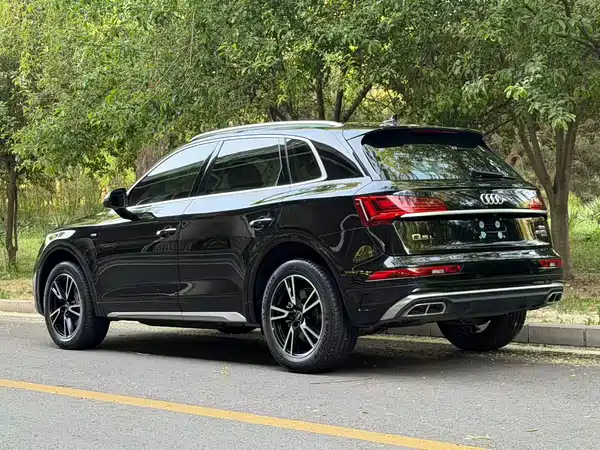 Audi Q5L 2023