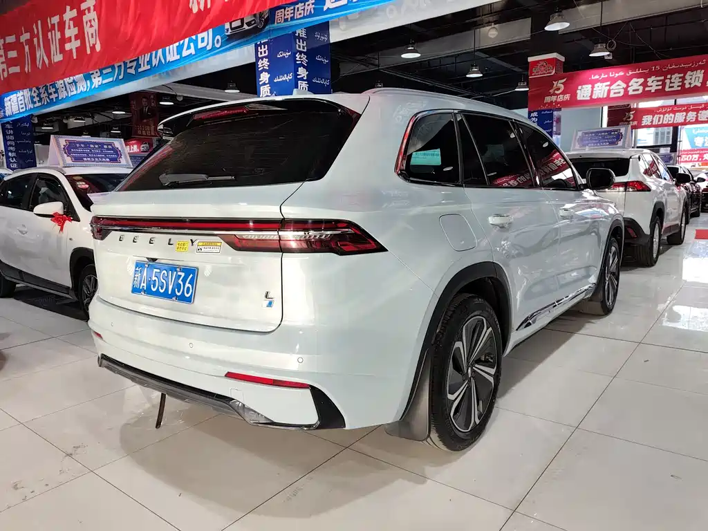 Geely Xingyue L 2023 — фото 9