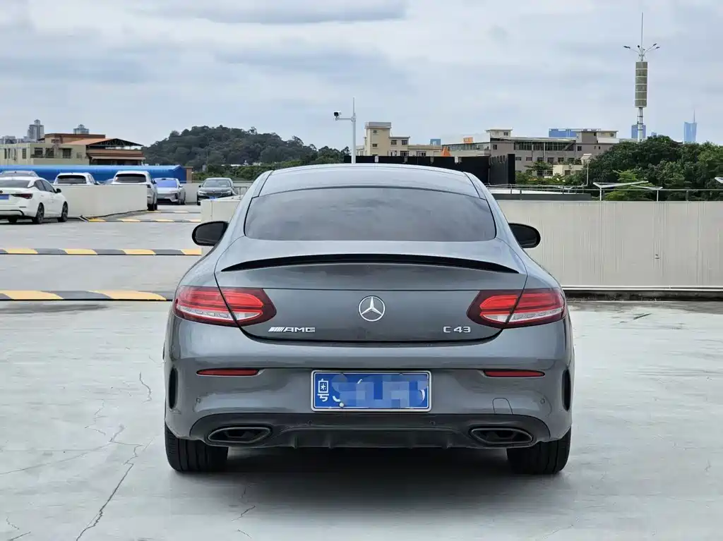 Mercedes-Benz C-Class 2023 — фото 2